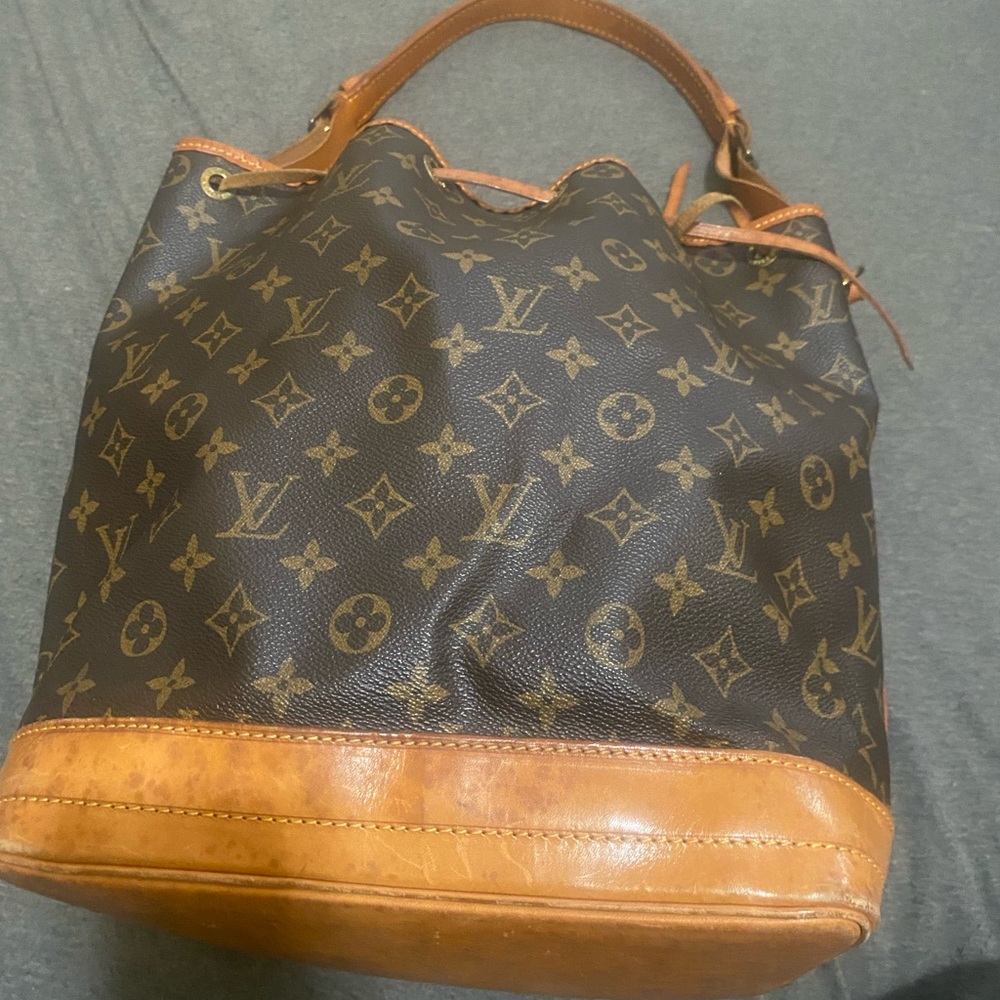 Vintage Louis Vuitton Noe Noe Handbag Needs A Cleaning And Minor Wears